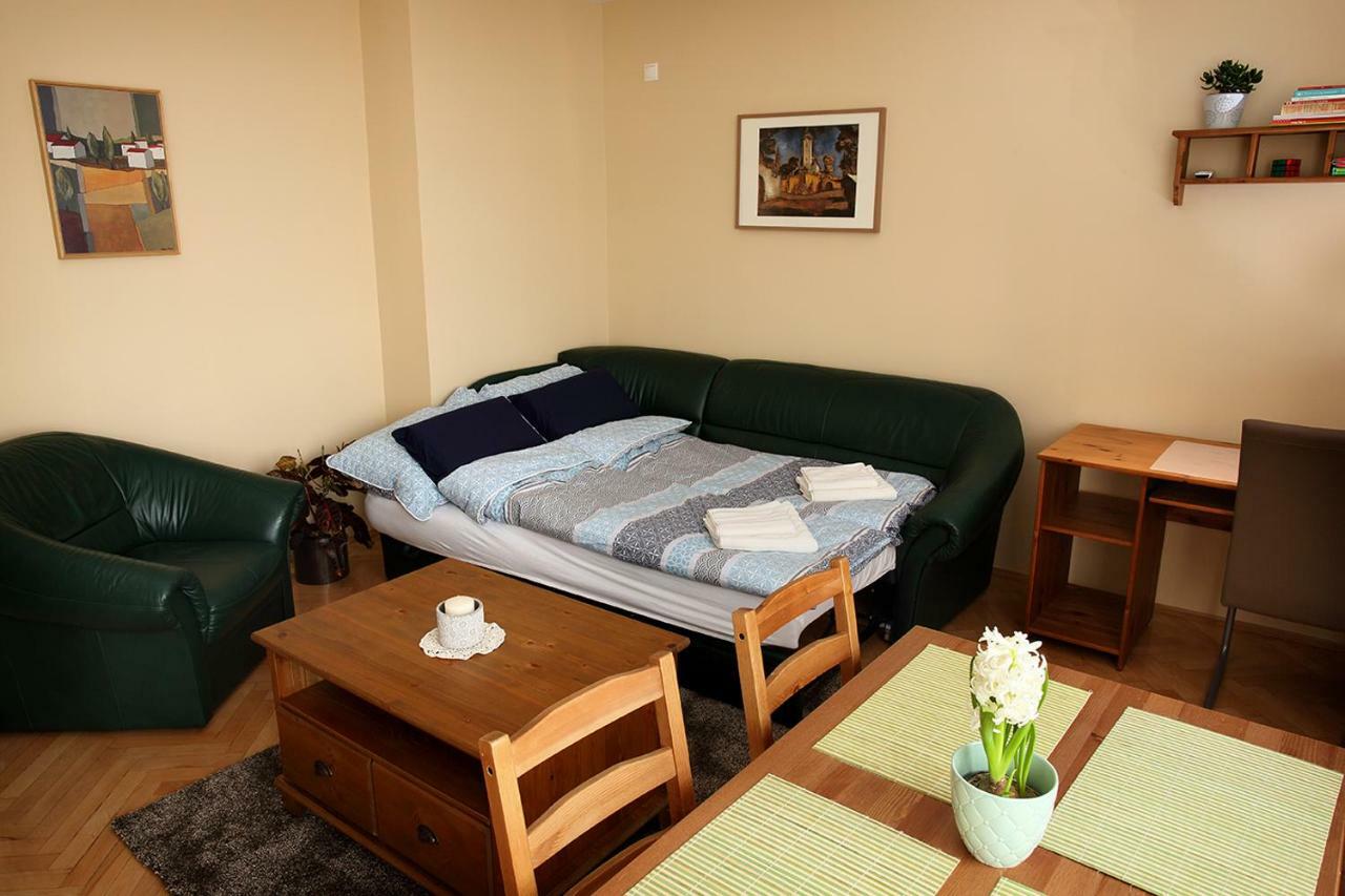 Ecomfort Apartment Kecskemét Esterno foto