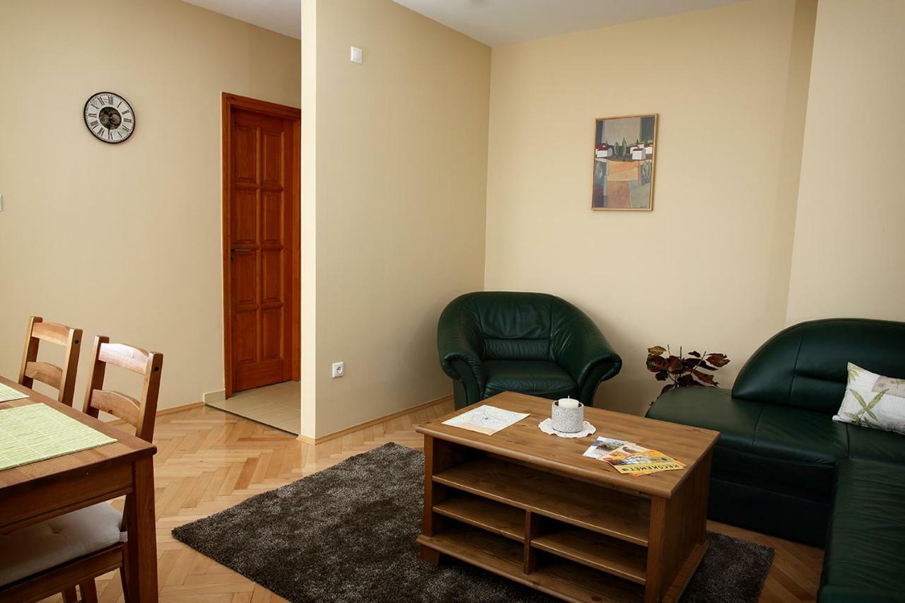 Ecomfort Apartment Kecskemét Esterno foto